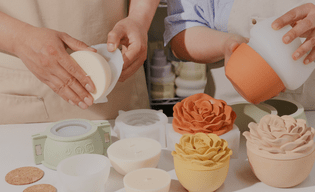 Peas de Jesmonite sendo remonida do molde Nicole